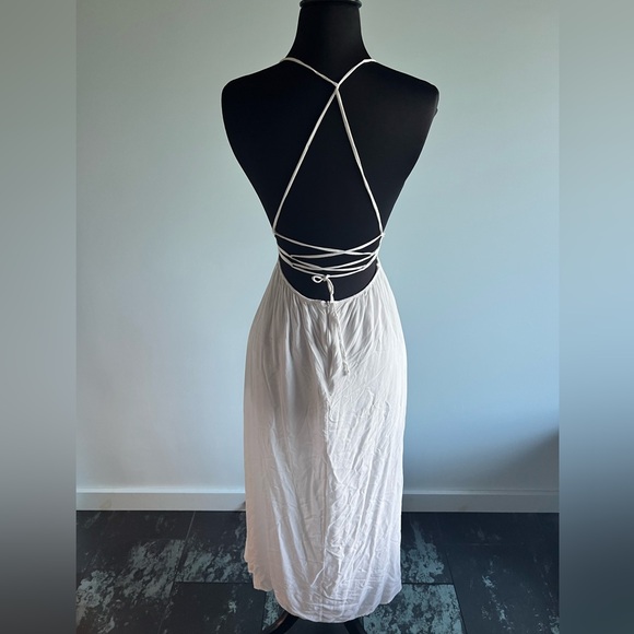 🔥 Maxi white summer dress with open back - Picture 2 of 6